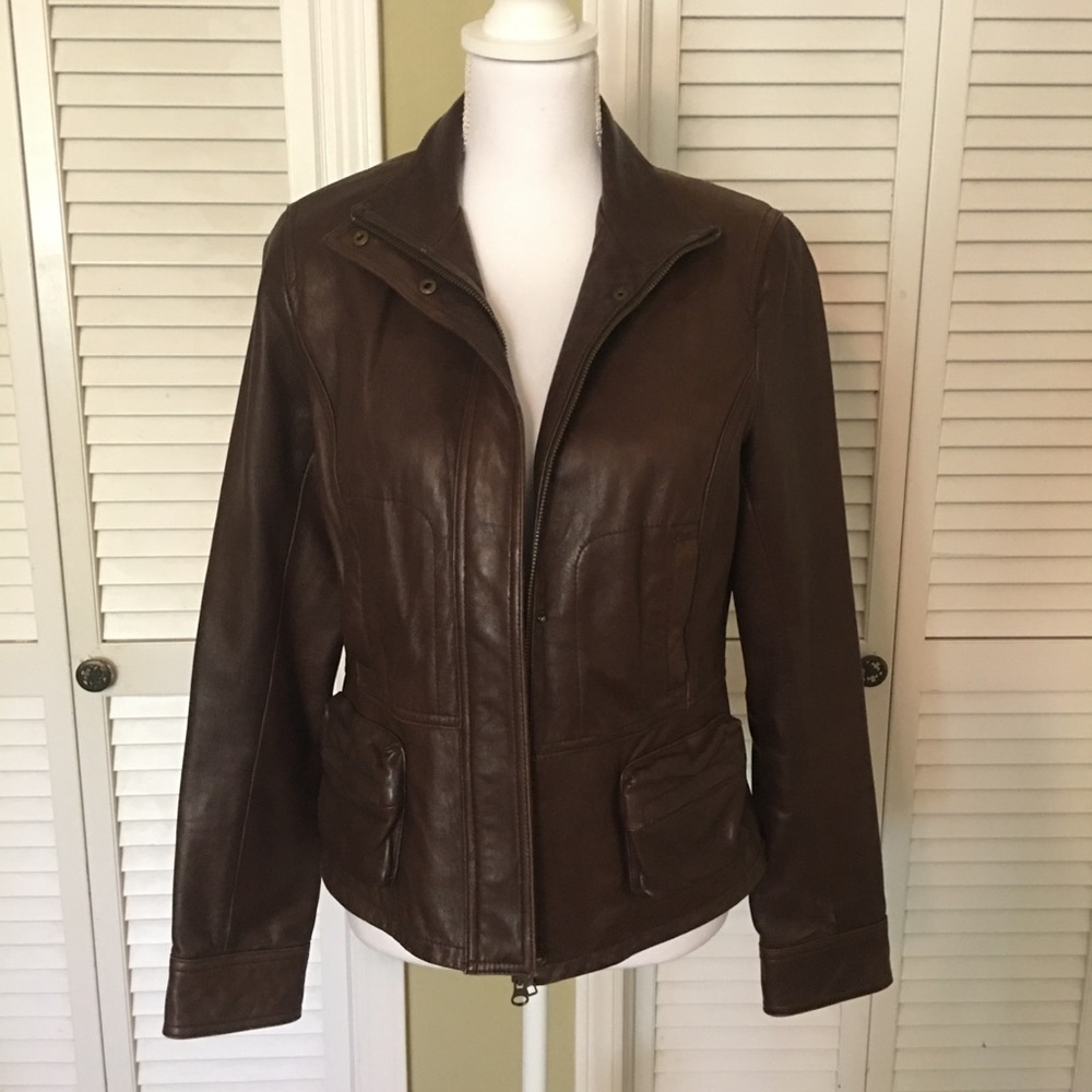 Gianni Bini Buttery Soft Luxurious Tailored Classic leather jacket